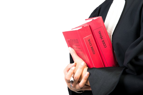 Un avocat avec le Code pénal