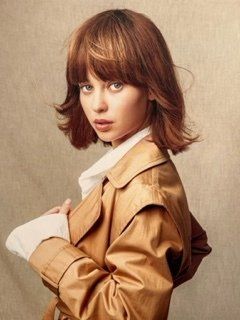 Charme d'automne, le châtain ne perd rien pour troubler