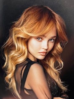 Coupe ondulée rousse