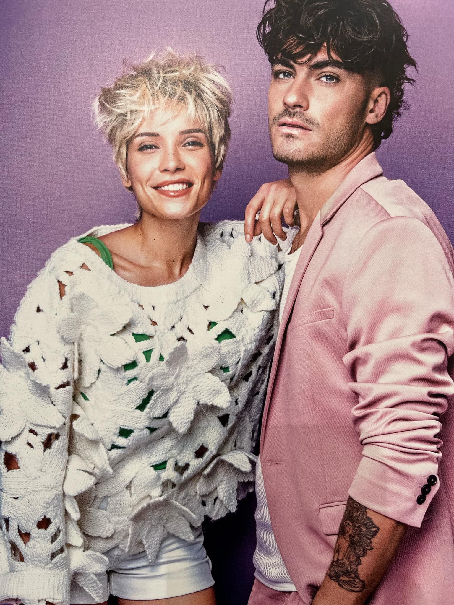 Au Charme Citoyens, Avec une frange mutine