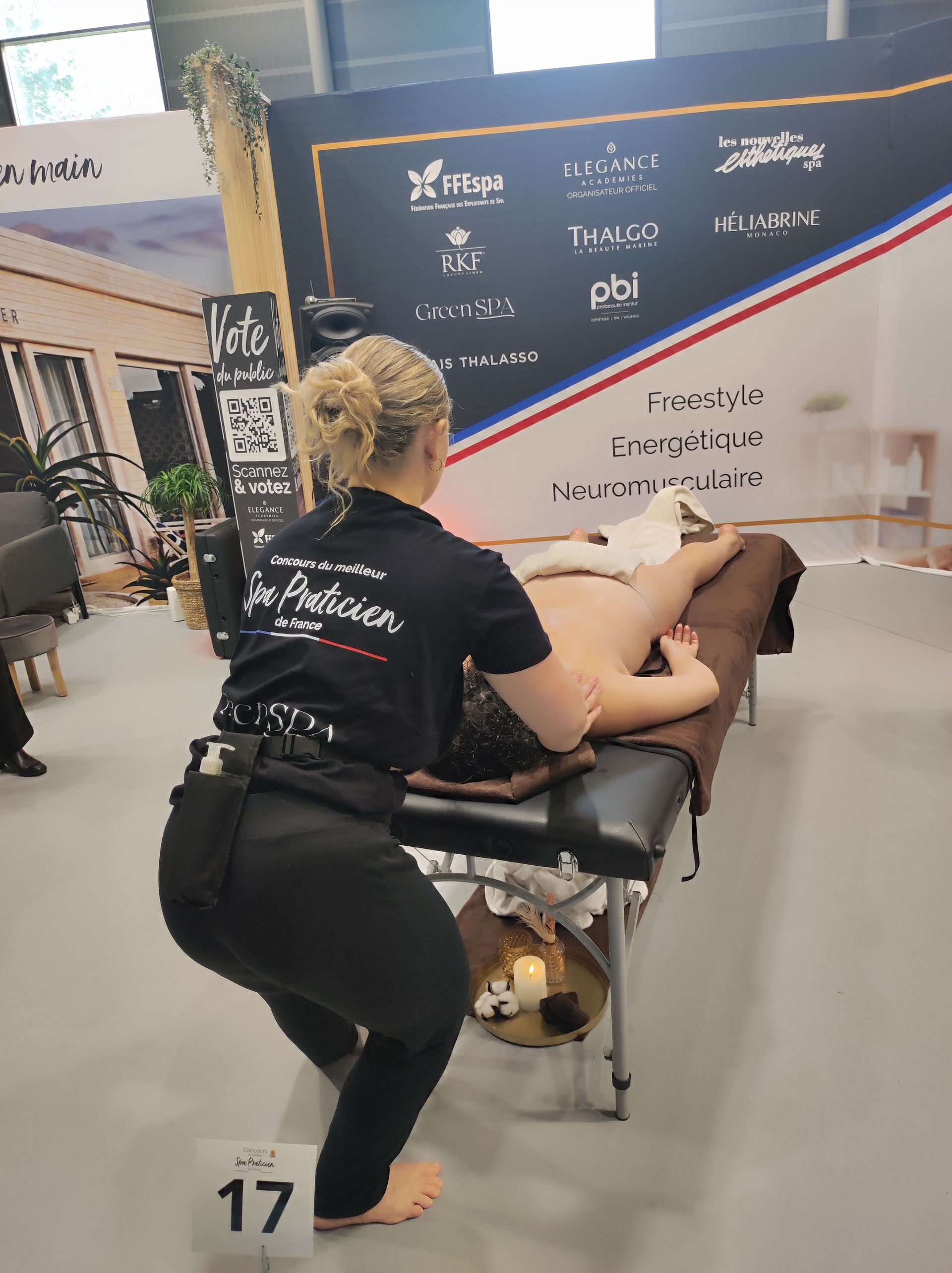 Technique de massage lors du concours du Meilleur Spa 2024 à Paris