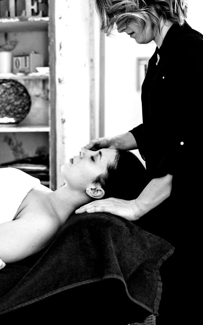 Épilation du visage à la cire