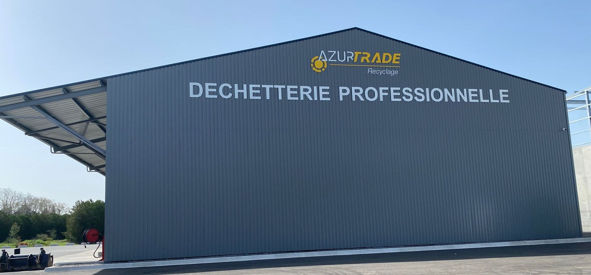 Abri pour les machines de tri