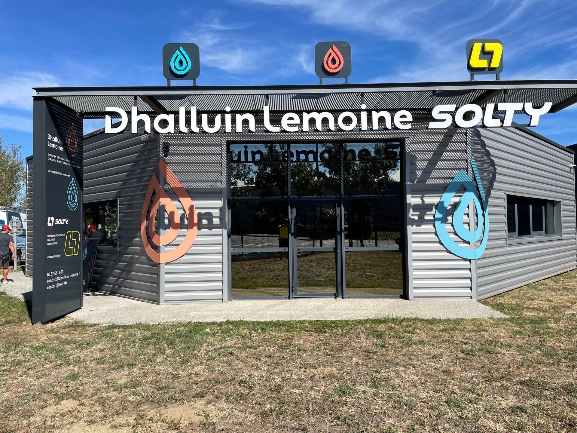 Enseigne et signalétique activité tertiaire 2