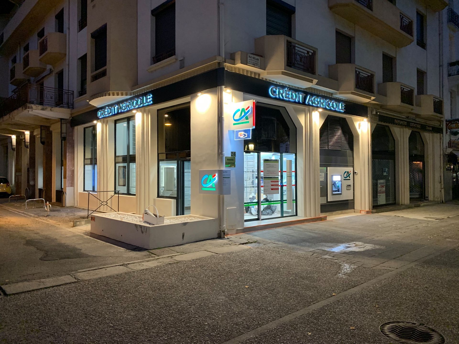 Enseigne et signalétique activité tertiaire 1