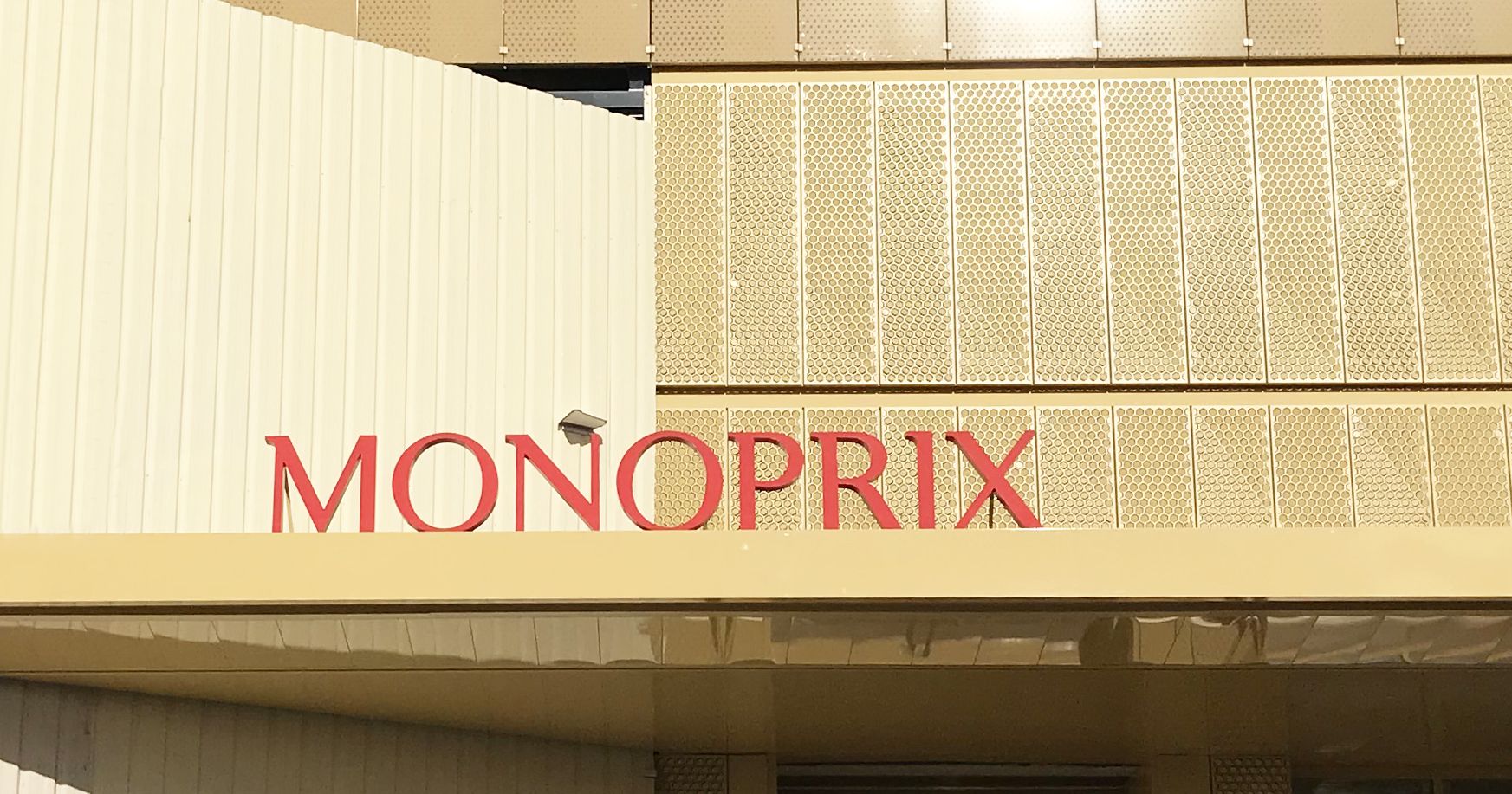 Enseigne et signalétique pour franchise 11