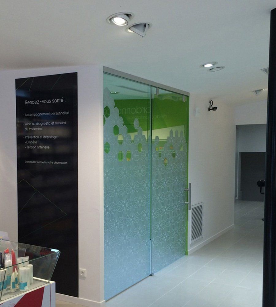 Décors adhésifs, impressions numériques & vitrophanies