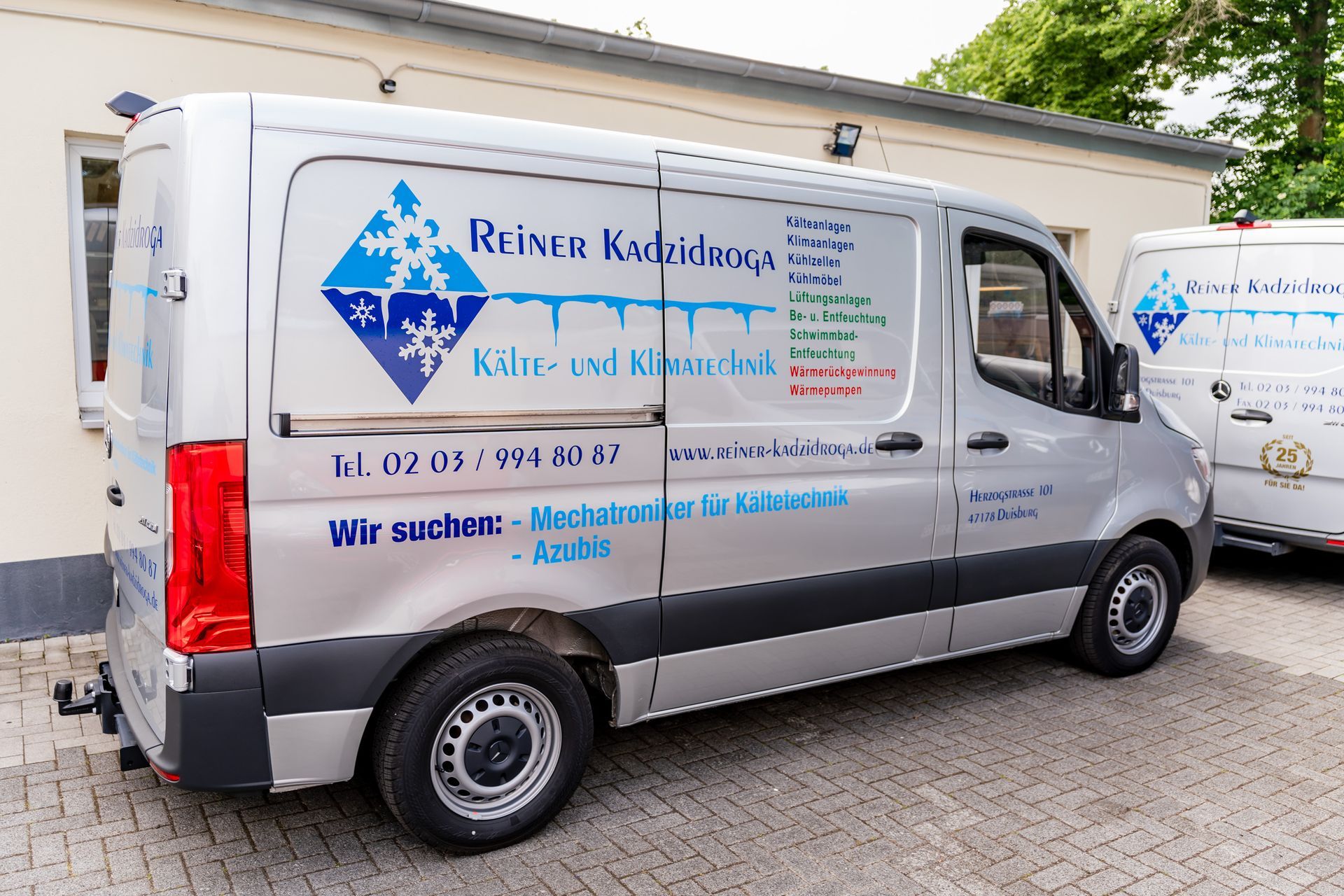 Transporter von Reiner Kadzidroga Kälte- und Klimatechnik in Duisburg.