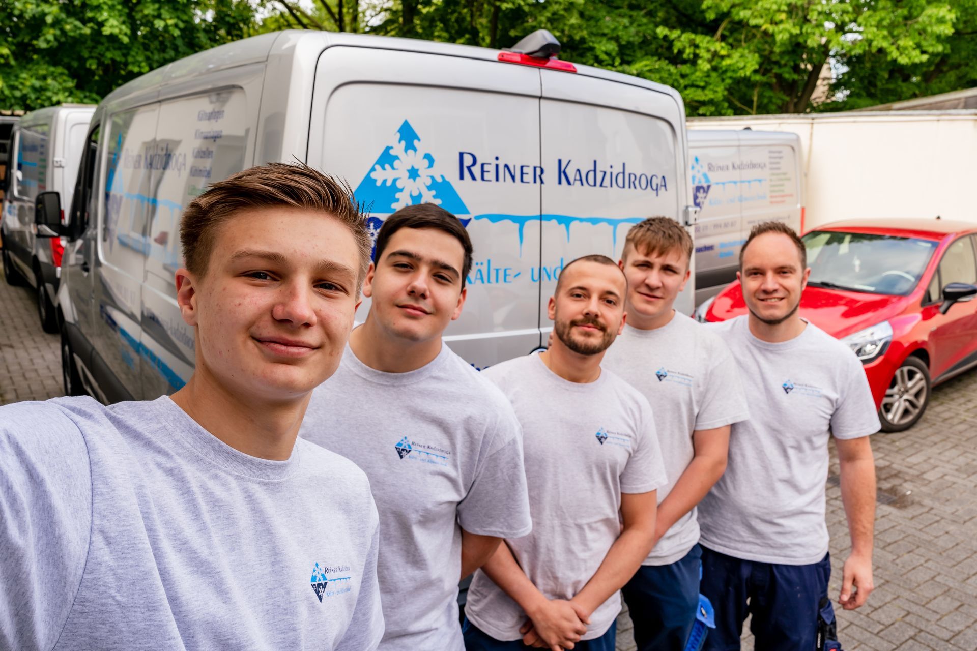 Ein Selfie vom Team von Reiner Kadzidroga.