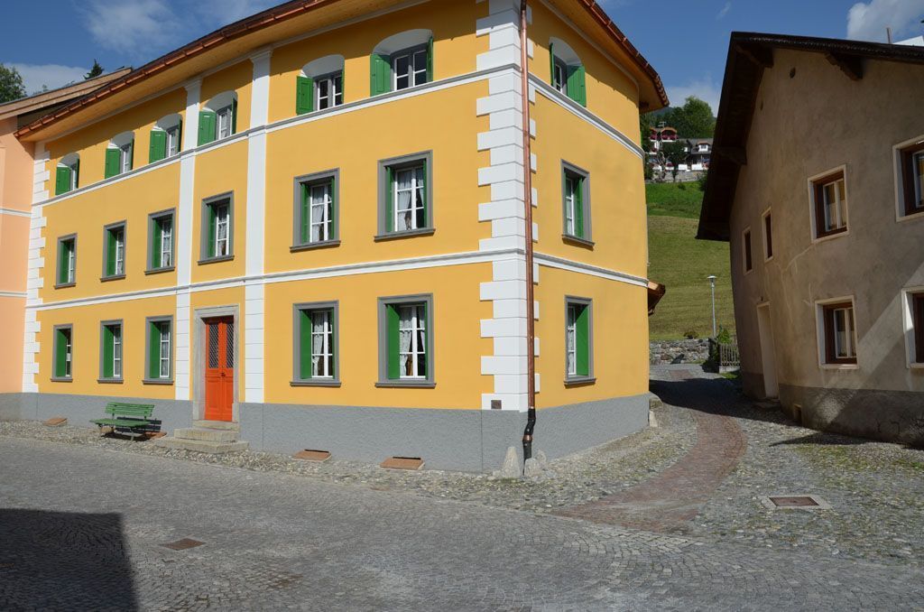 Büro, weisse Wand, Roman Bühler Malergeschäft GmbH