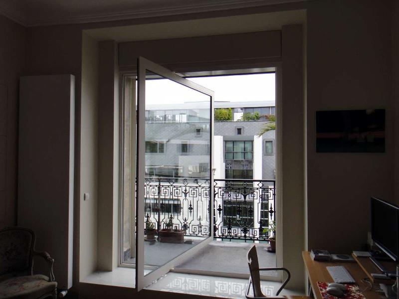 Pose de fenêtres, portes fenêtres et baies vitrées en aluminium - PVC