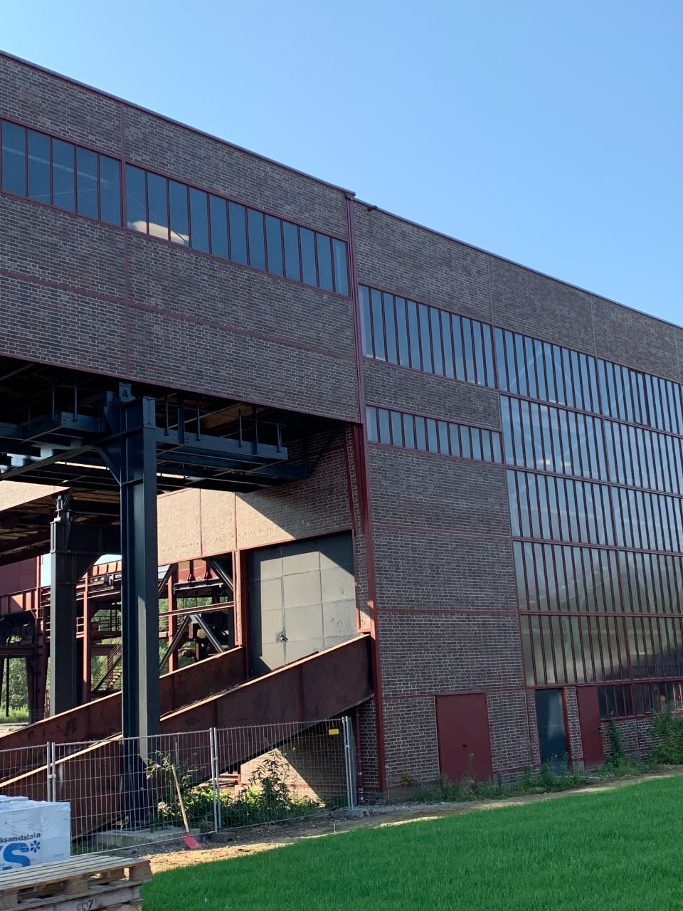 Glasfassade von Außen