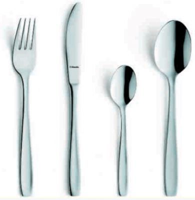 juego de tenedor, cuchillo, cuchara pequeña y cuchara