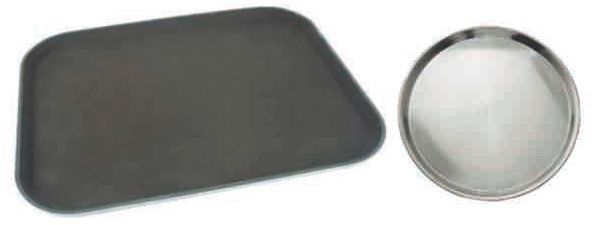 Una bandeja negra y una bandeja plateada sobre un fondo blanco.