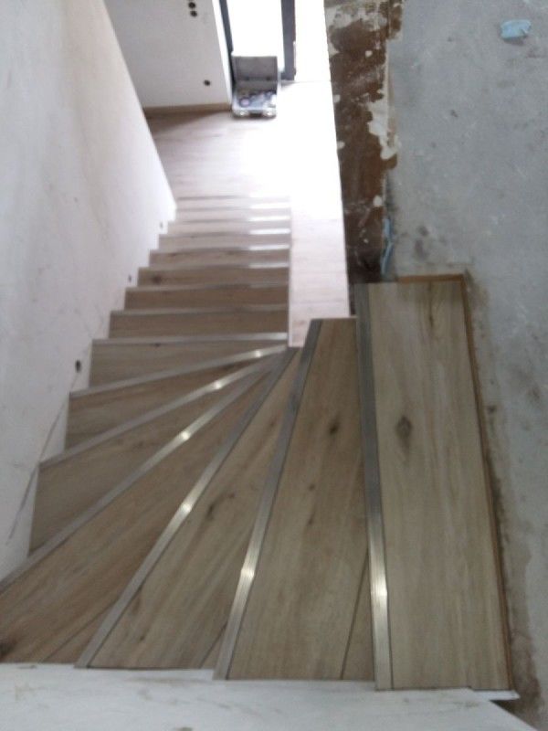 CERAM DESIGN Fliesen- u. Natursteinarbeiten GmbH