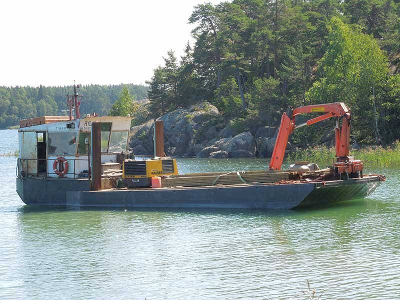 Marjunen & K:nit, palveluksessasi!