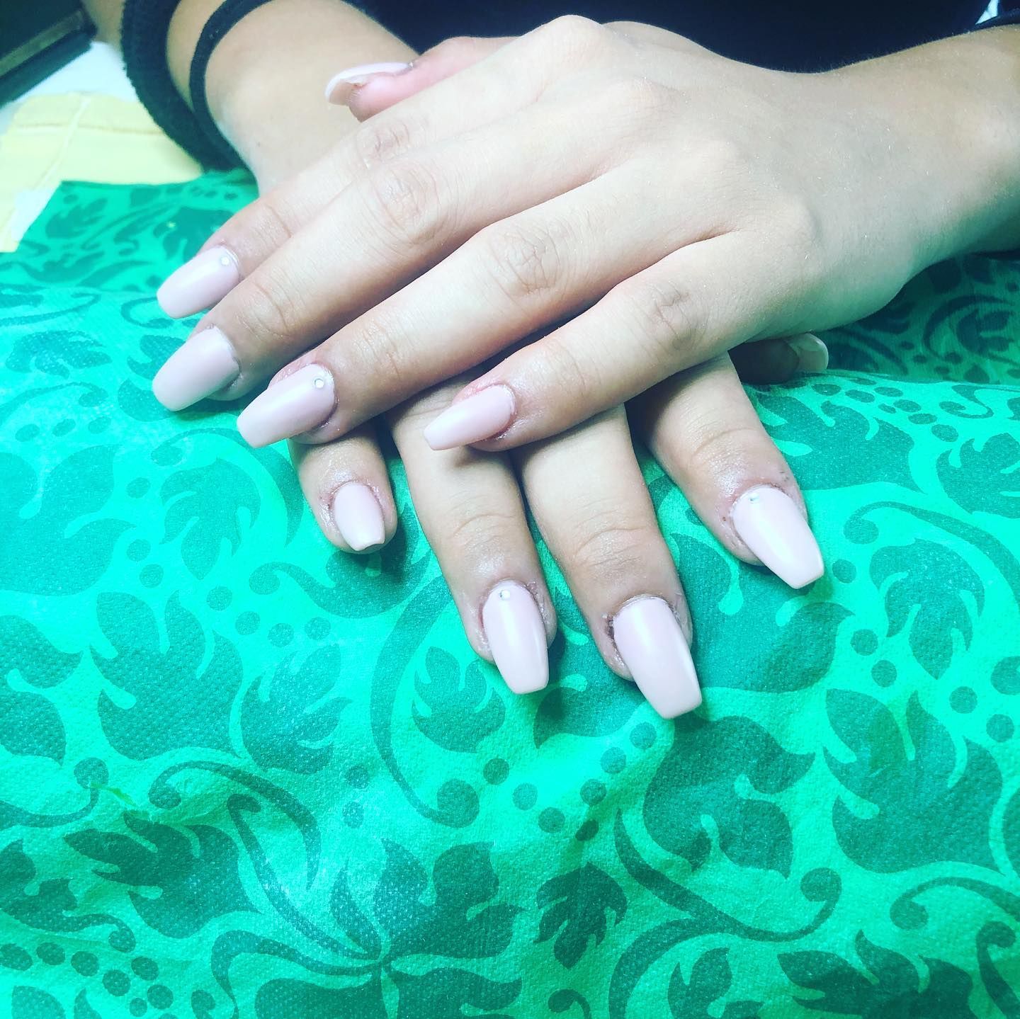 mani dopo seduta dall'estetista - Salone Rosita
