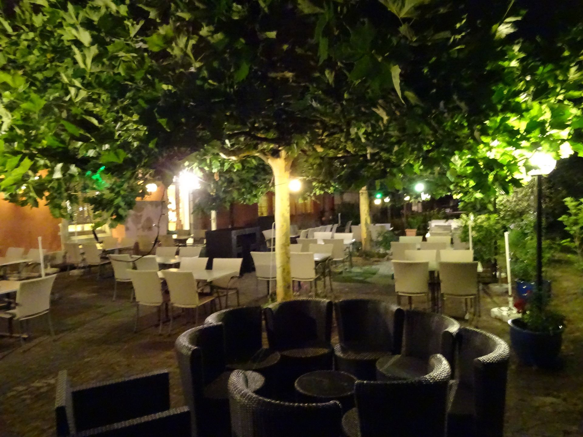 Ambiente bei Nacht - Restaurant Kaserne
