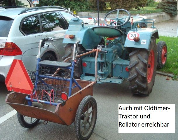 Oldtimer-Traktor - Restaurant Kaserne