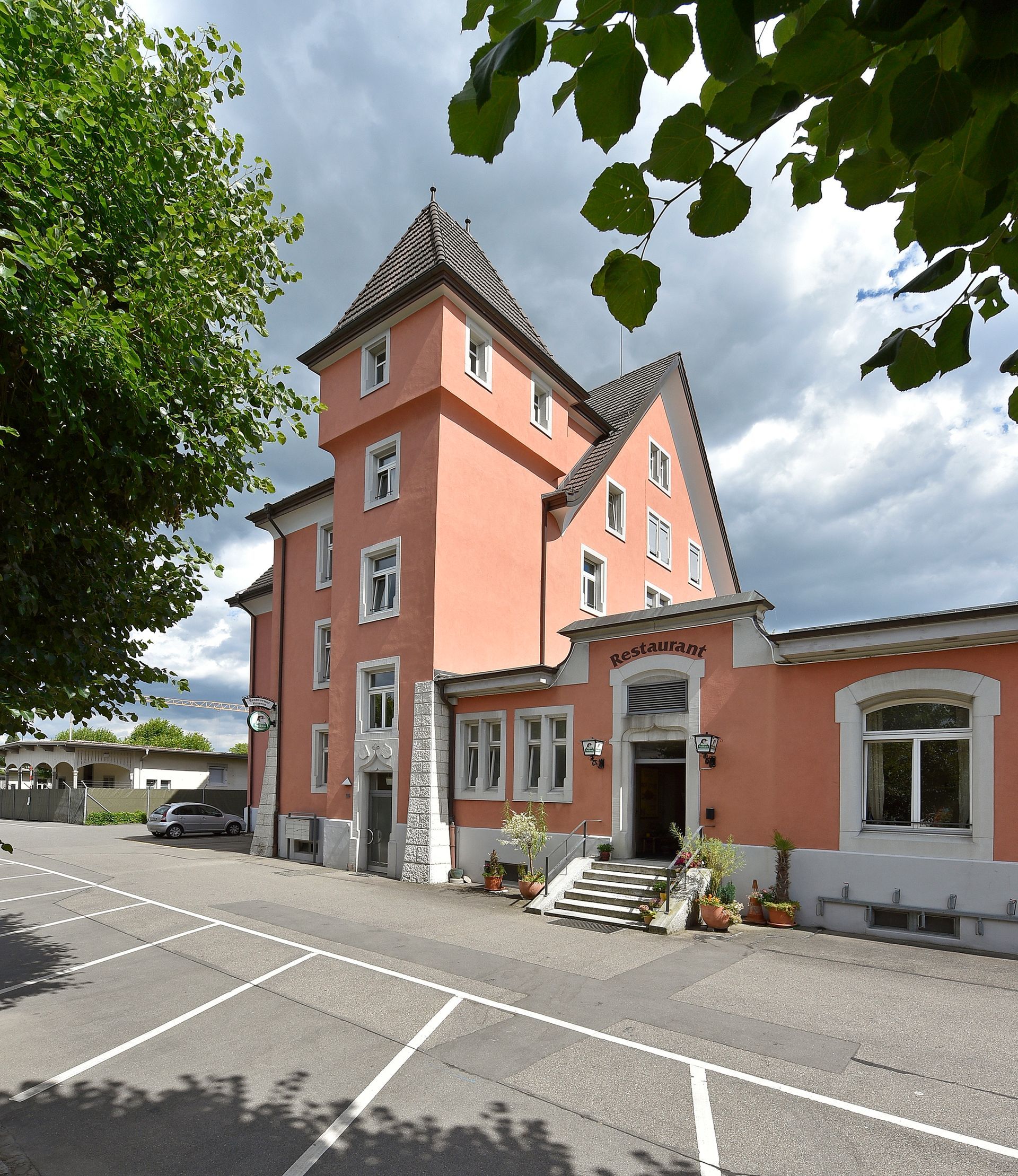 Von aussen - Restaurant Kaserne