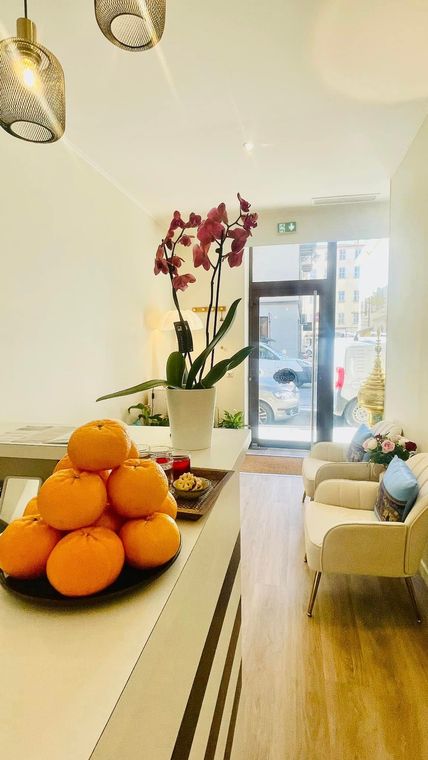 Boutique avec vue sur l'extérieur