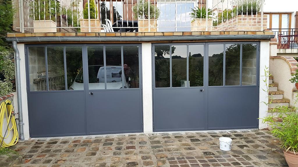 Verrière porte de garage moderne