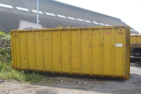 Container der Riedel Recycling GmbH
