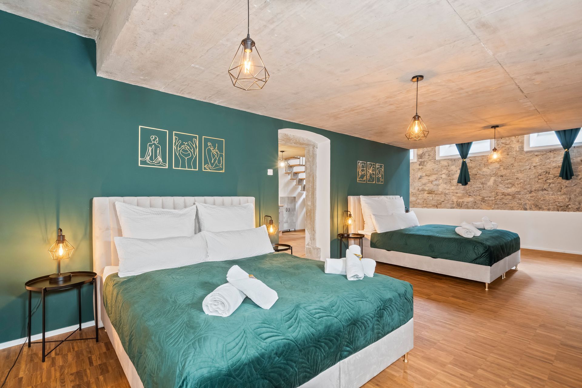 Ferienwohnung Kitzingen flair Alte Brauerei I 2 Queensize-Betten