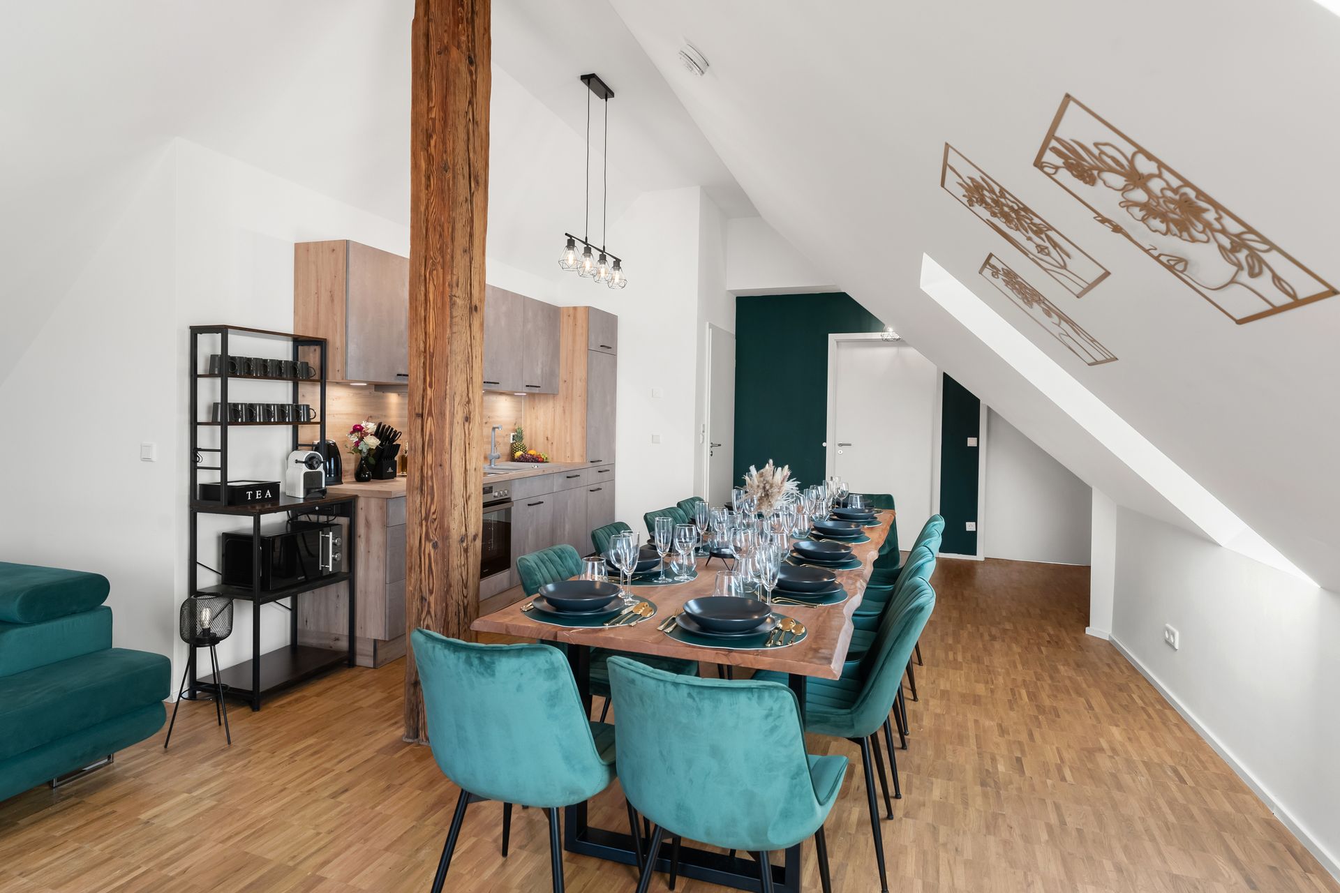 Ferienwohnung Kitzingen flair Alte Brauerei II  Großer Tisch