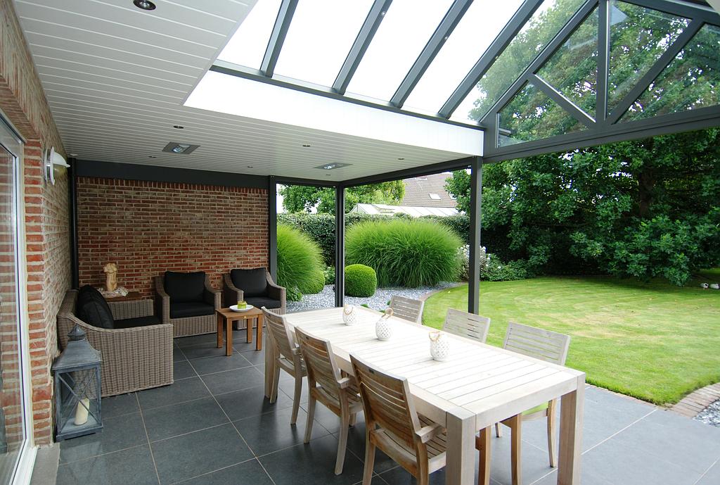 Pergolas avec eclairage intégré