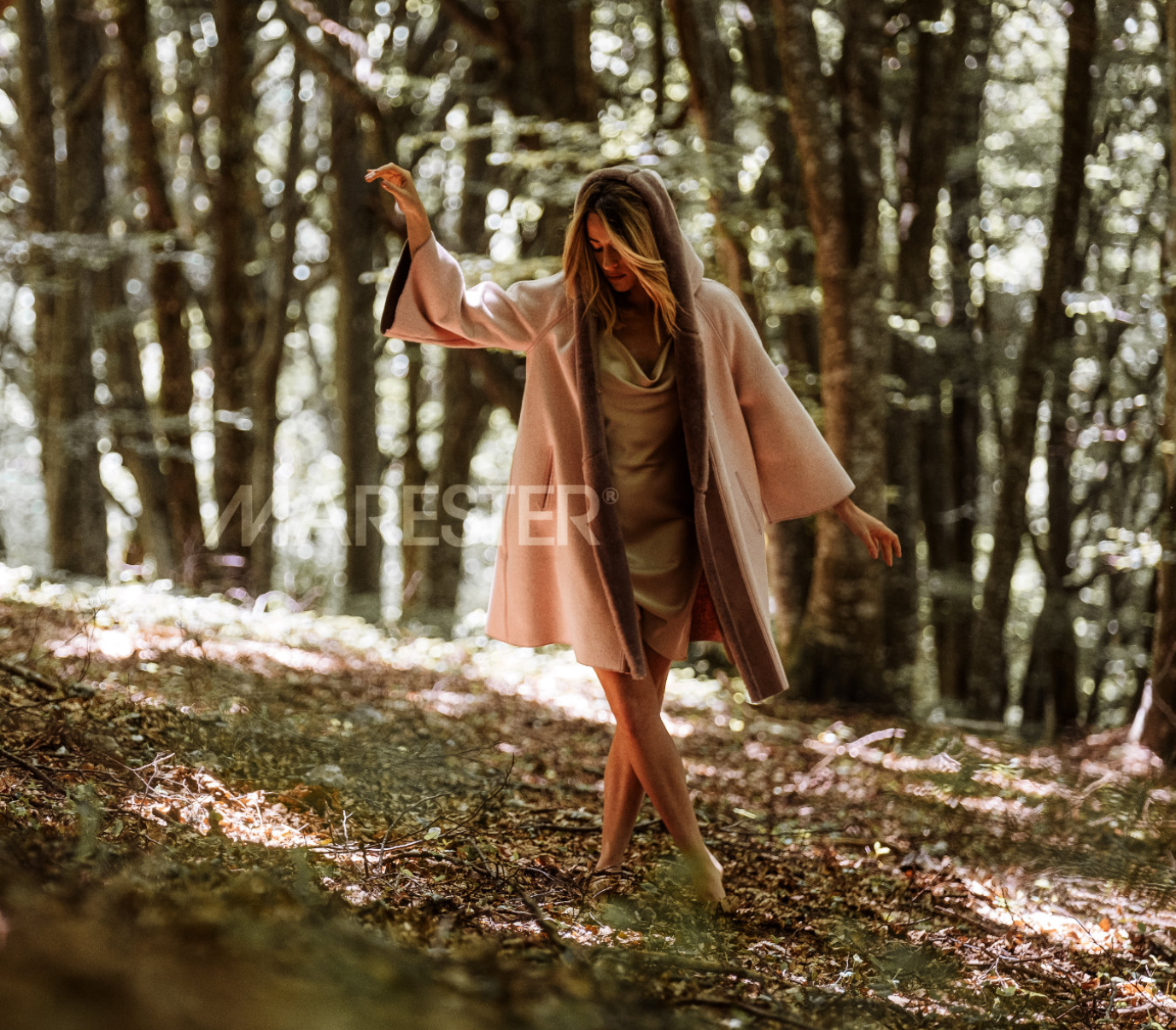 Image file
manteau tissus loro piana revs parements vison 2