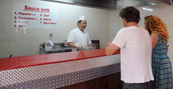 Cuisson au wok sur demande à Morteau