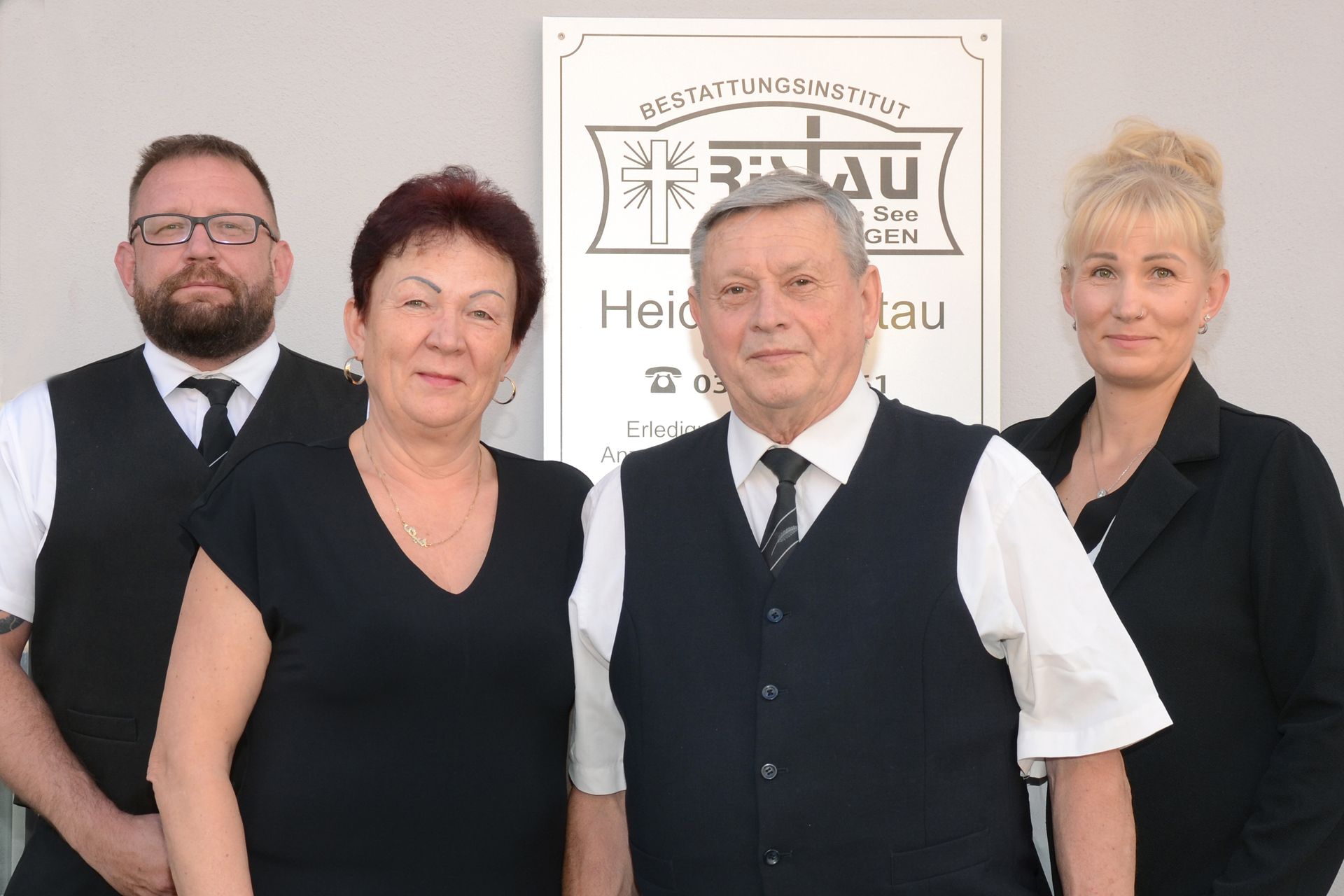 Teamfoto – Bestattungen Heidrun Ristau