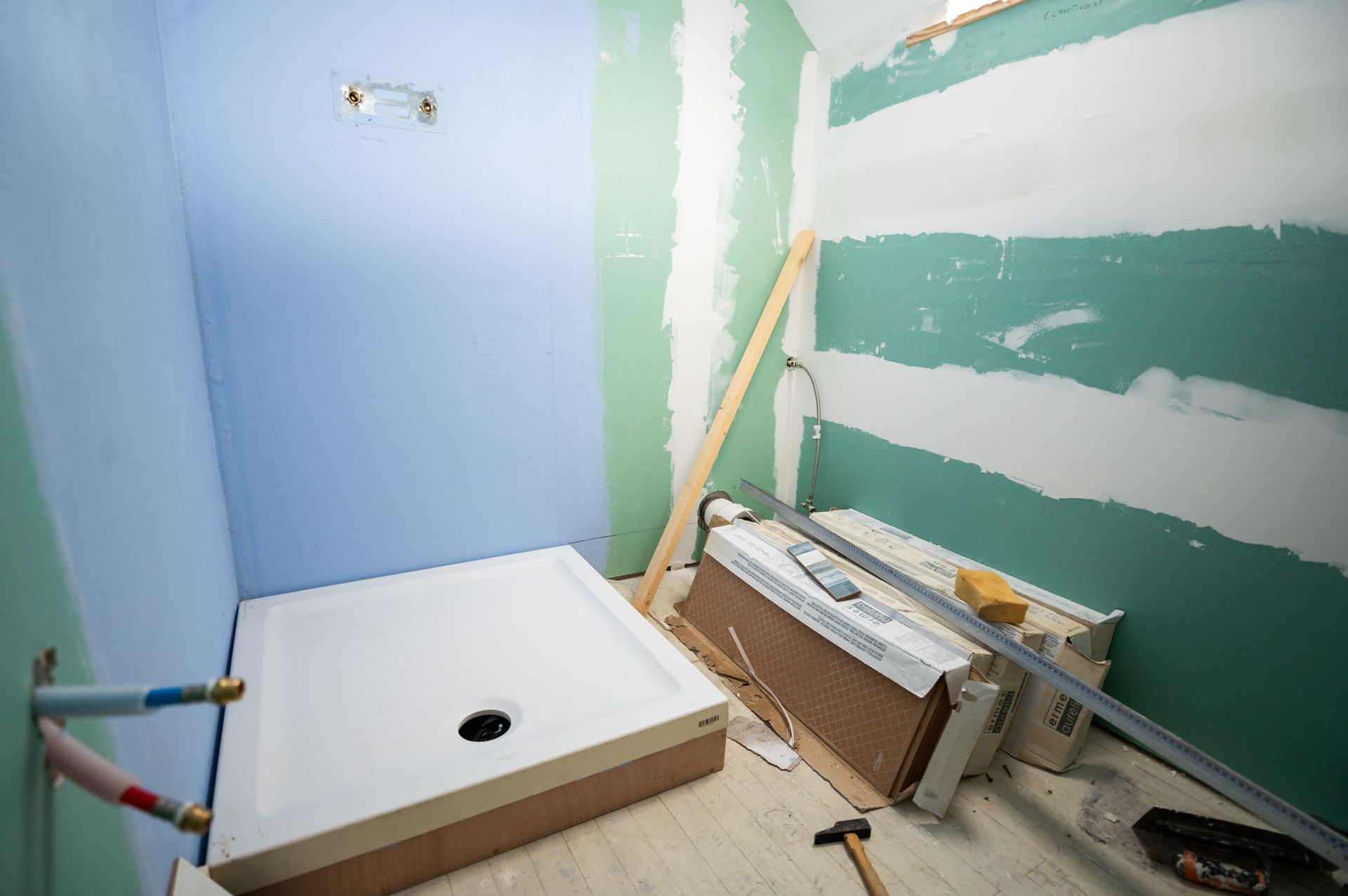 Travaux de rénovation dans une salle de bains