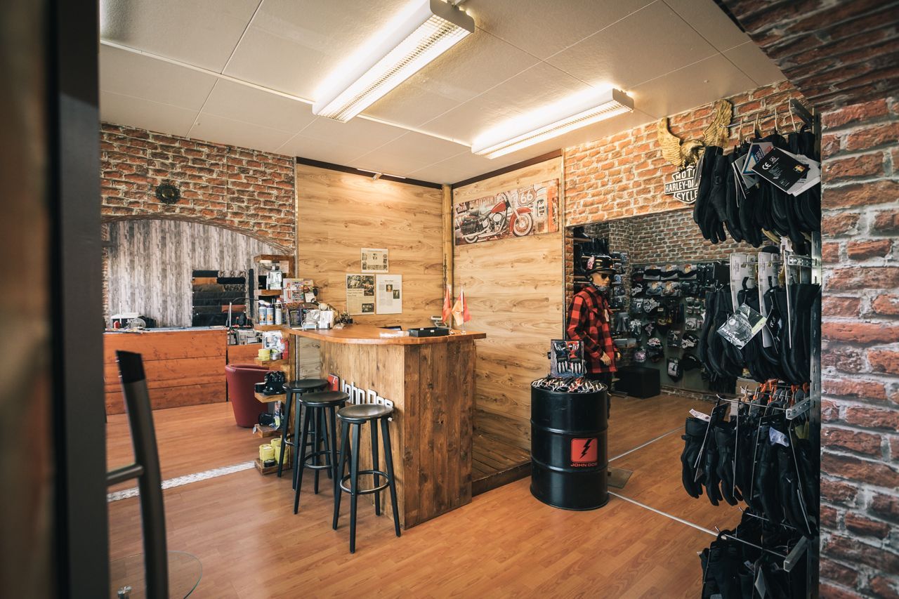 Motorrad Bekleidung, Helme und mehr - Biker's Point - Dietikon