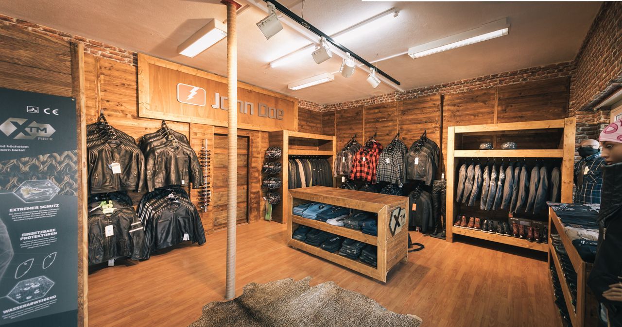 Motorrad Bekleidung, Helme und mehr - Biker's Point - Dietikon