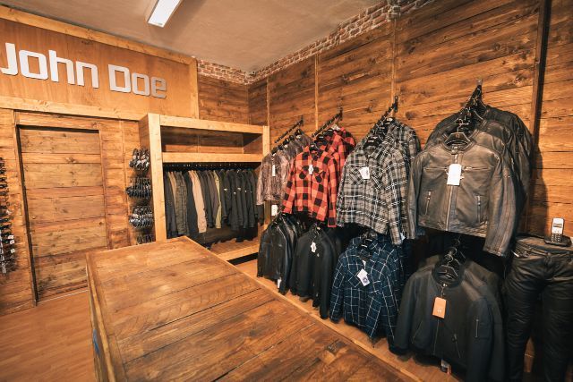 Motorrad Bekleidung, Helme und mehr - Biker's Point - Dietikon