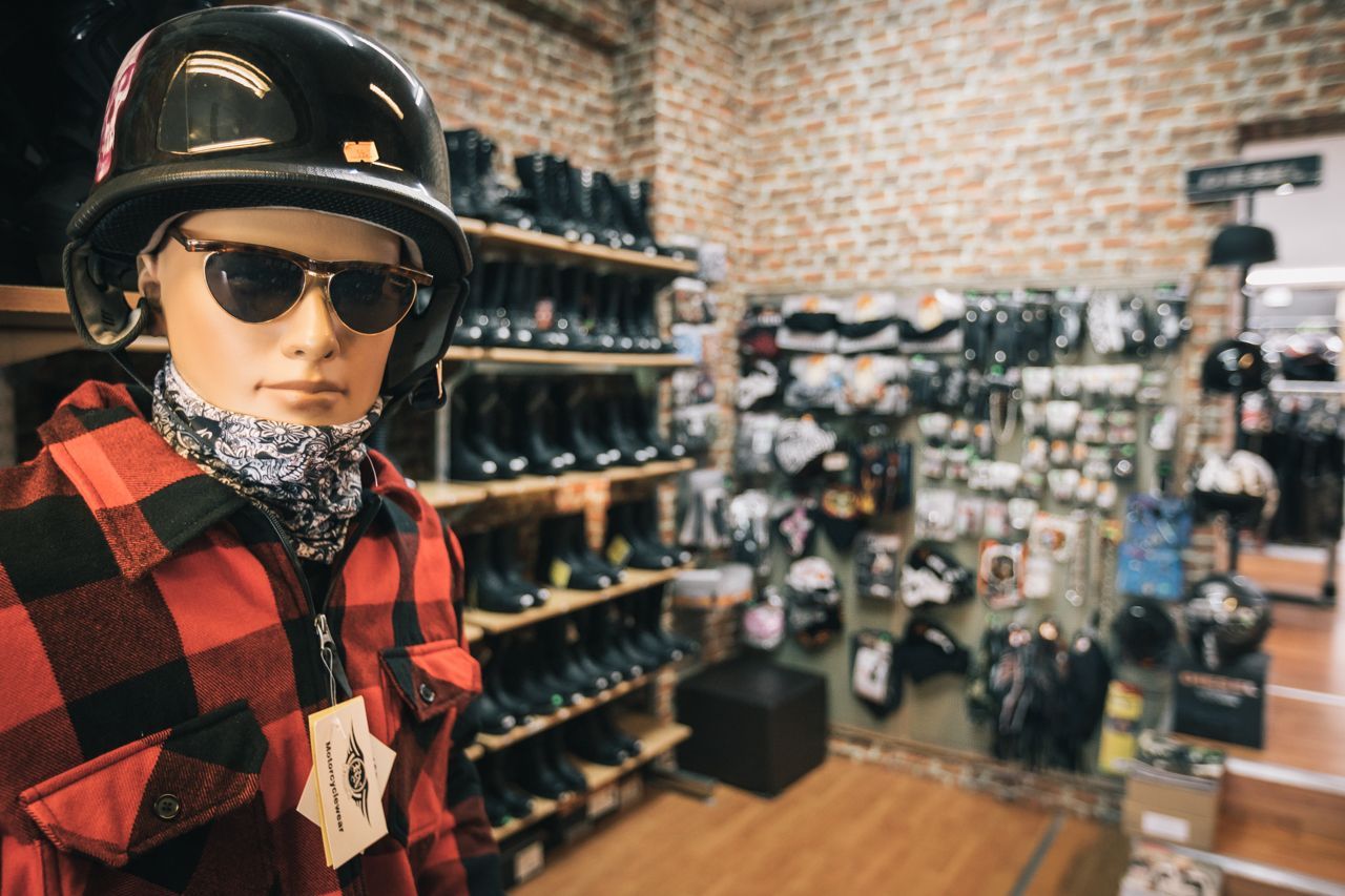 Motorrad Bekleidung, Helme und mehr - Biker's Point - Dietikon