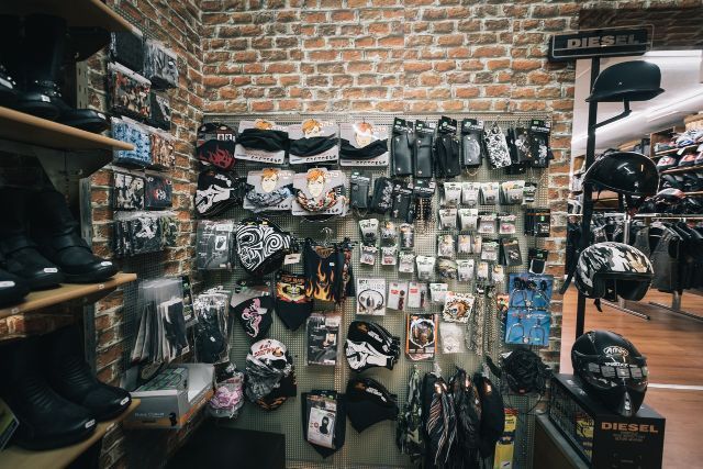 Motorrad Zubehör und Accessoires - Biker's Point - Dietikon