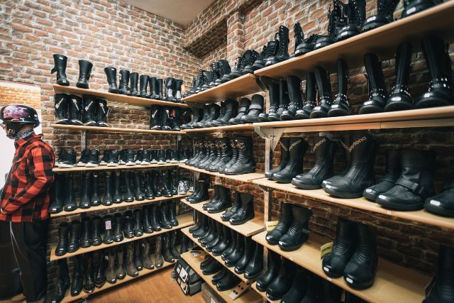 Motorrad Bekleidung, Helme und mehr - Biker's Point - Dietikon