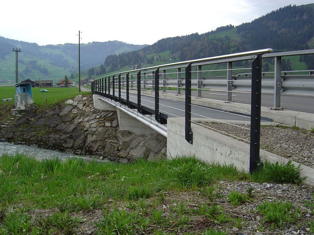 Geländer Treppe Metall - Gebr. Trütsch in Unteriberg