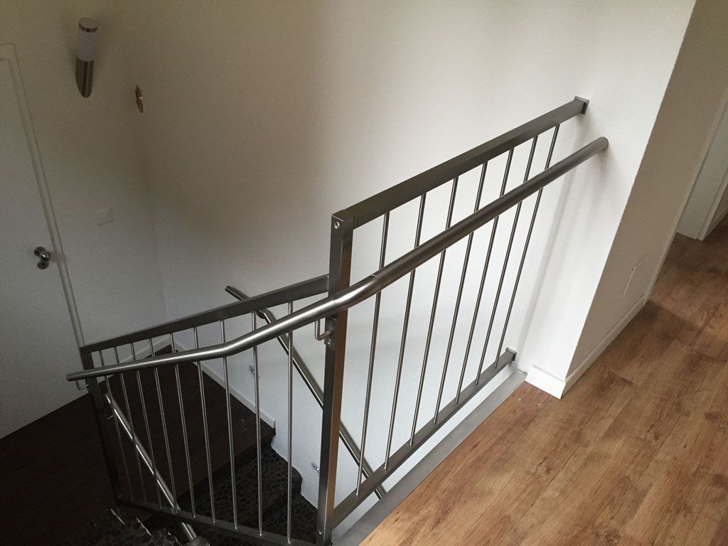 Geländer Treppe Metall - Gebr. Trütsch in Unteriberg