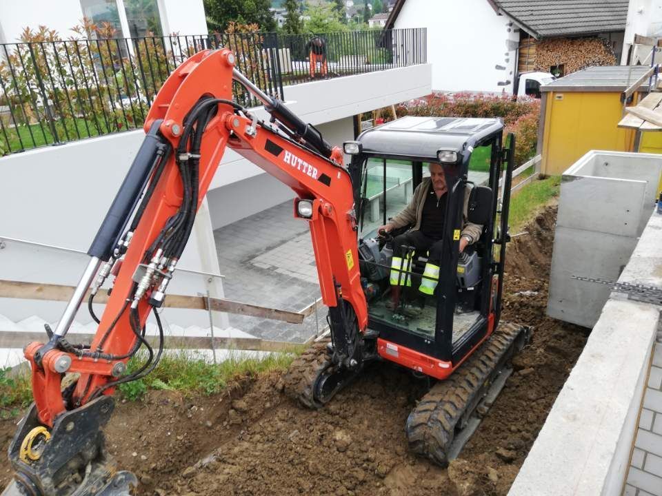 Bagger vom Heinrich Gerhard & Cyril Baggerbetrieb