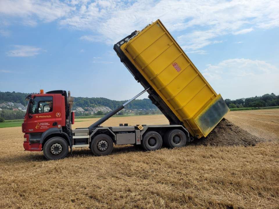 Lastwagen vom Heinrich Gerhard & Cyril Baggerbetrieb