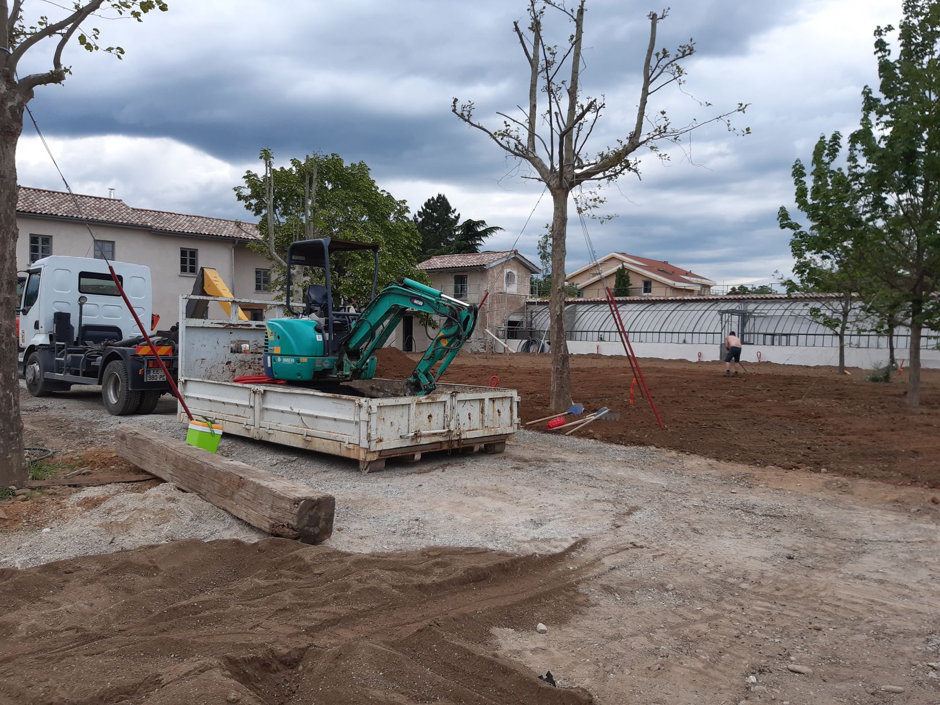 Minipelle pour un aménagement de terrain