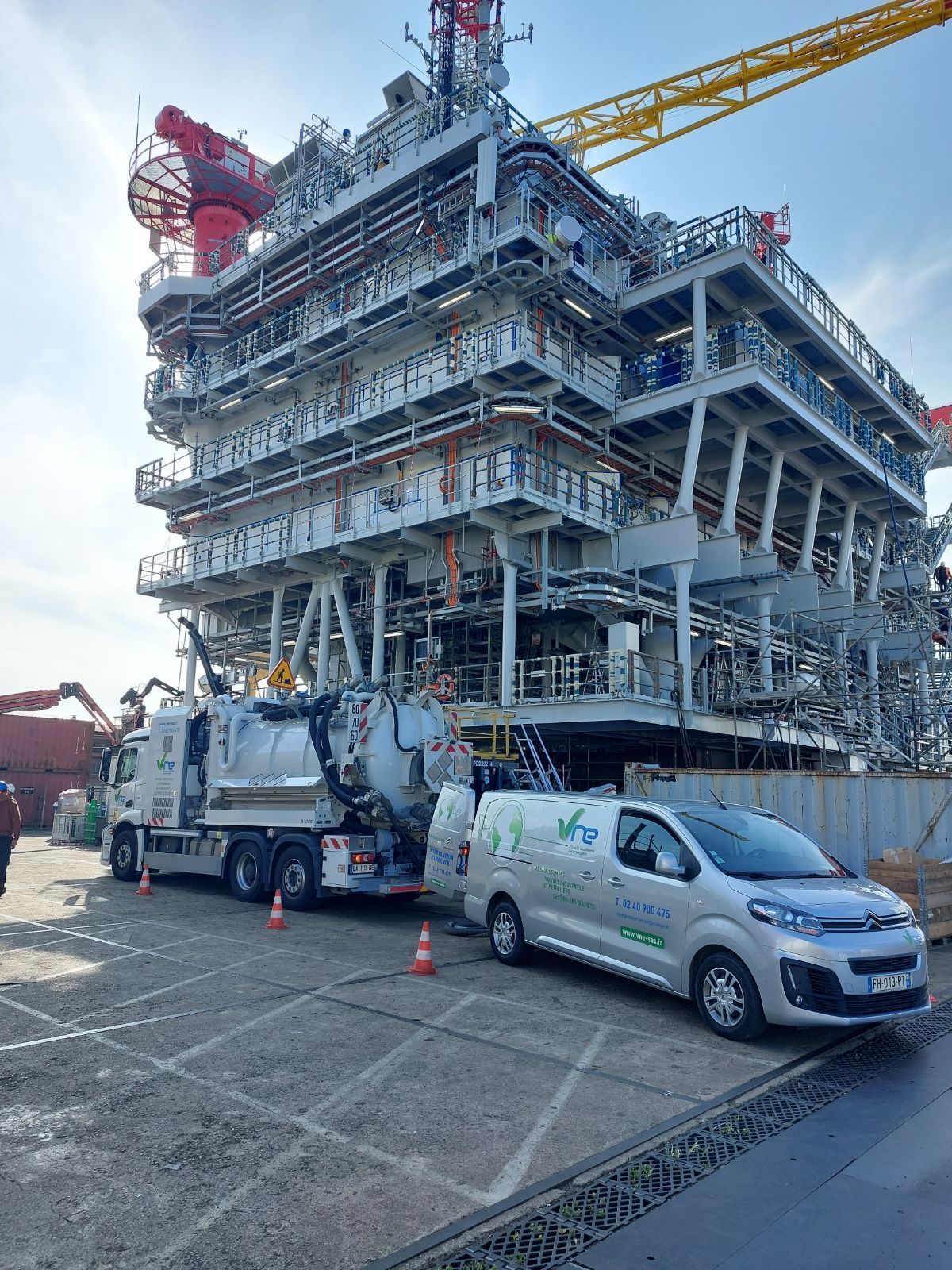 Pompage au chantier de l'Atlantique