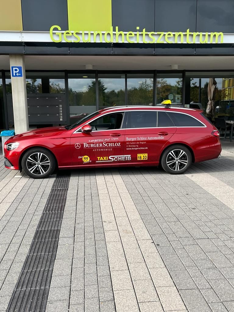 Taxi Scheib Fahrzeug rot