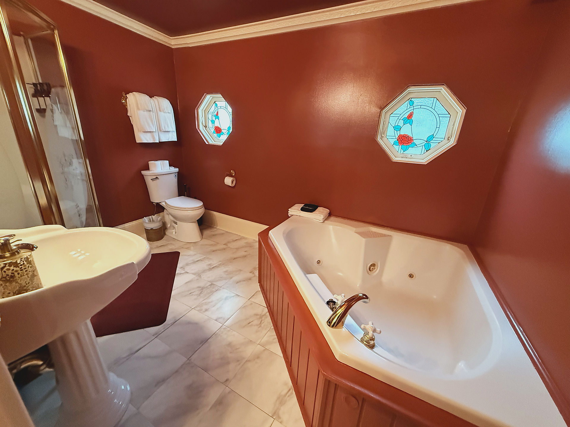 Private bathroom in The Botany Suite