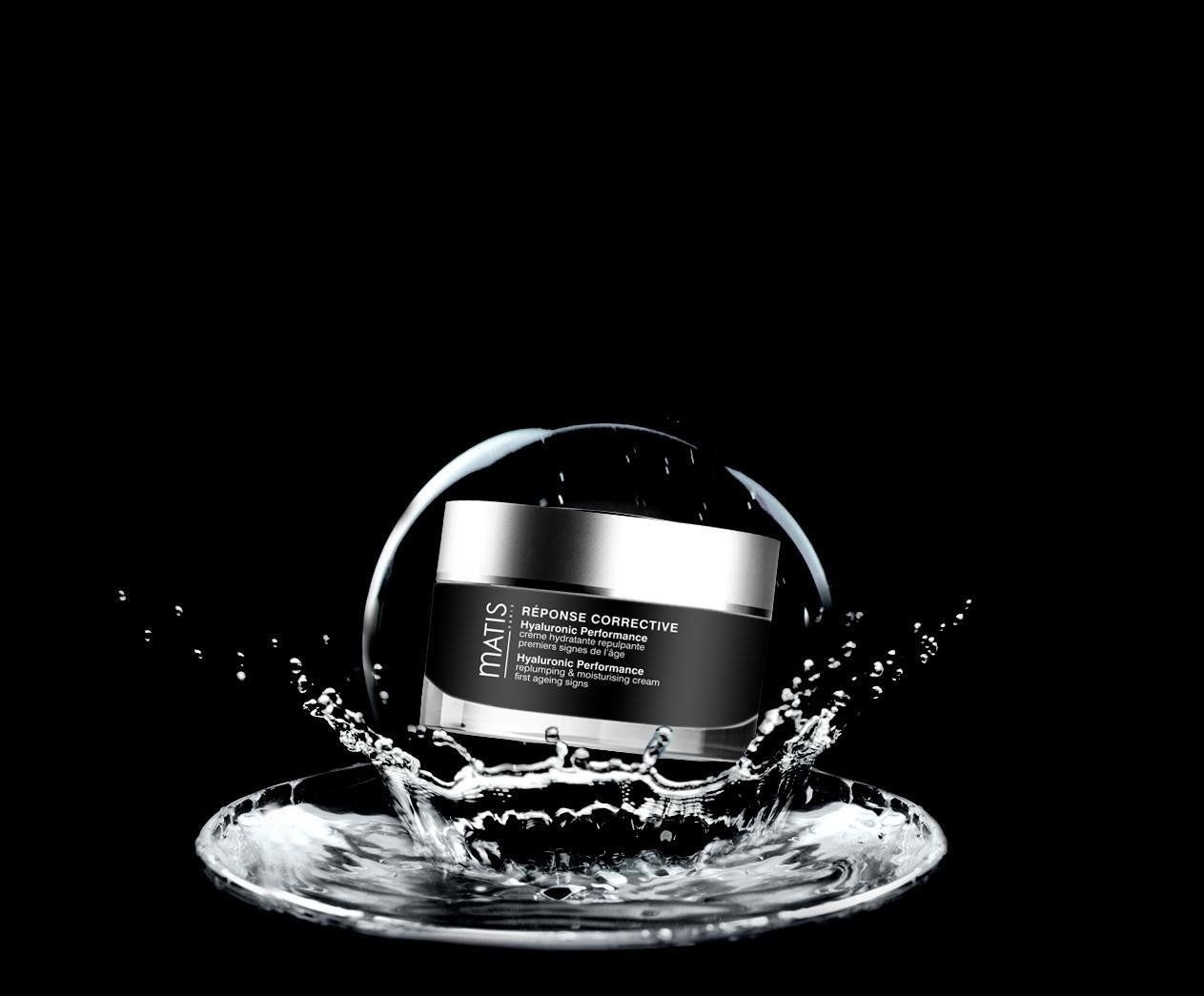 Crème de la marque Matis dans une flaque d'eau