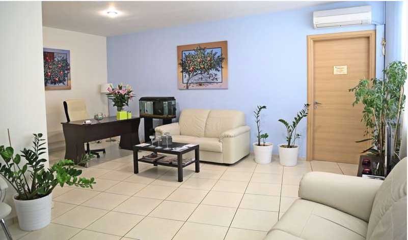 Ιατρείο Δερματολόγου - Αφροδισιολόγου Καραδήμας Κωνσταντίνας